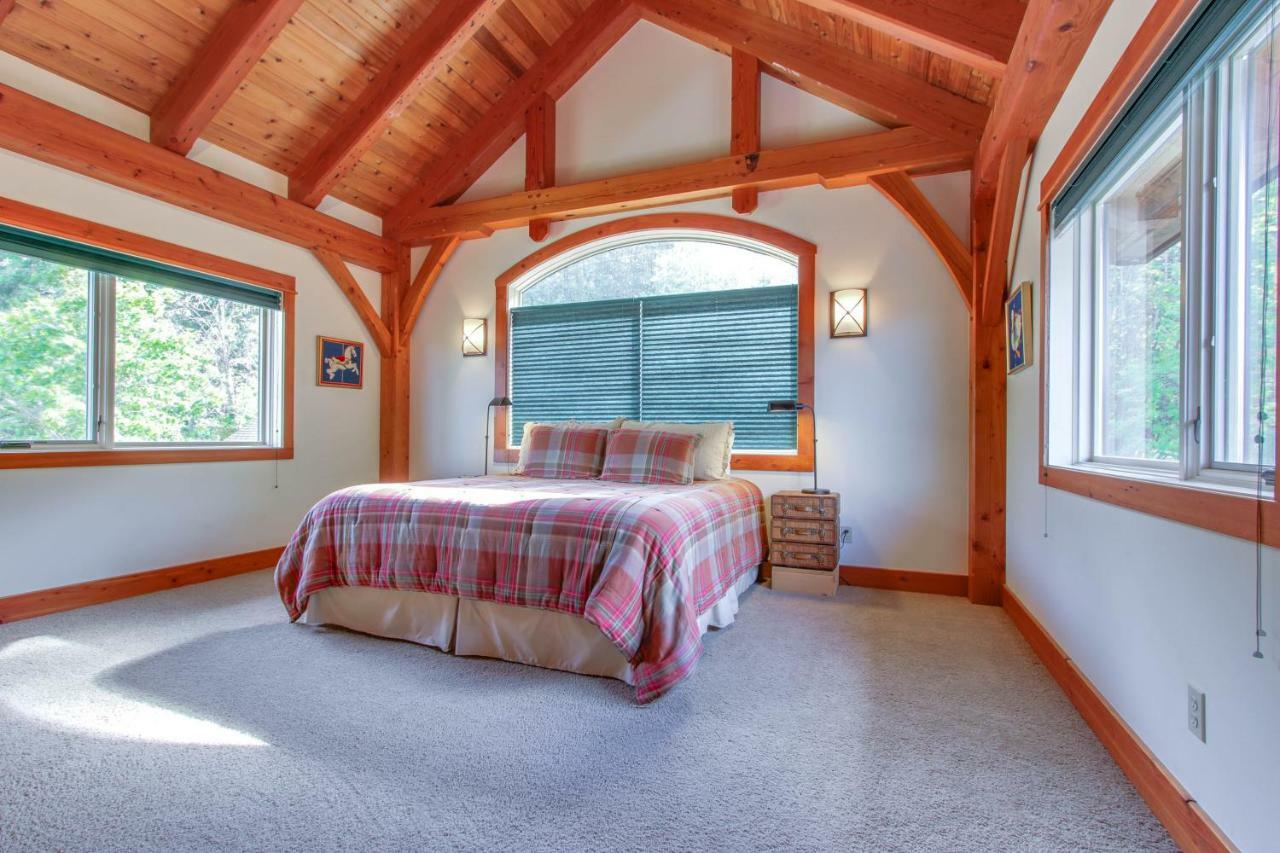 Bottle Bay Lakefront Lodge Sandpoint Esterno foto