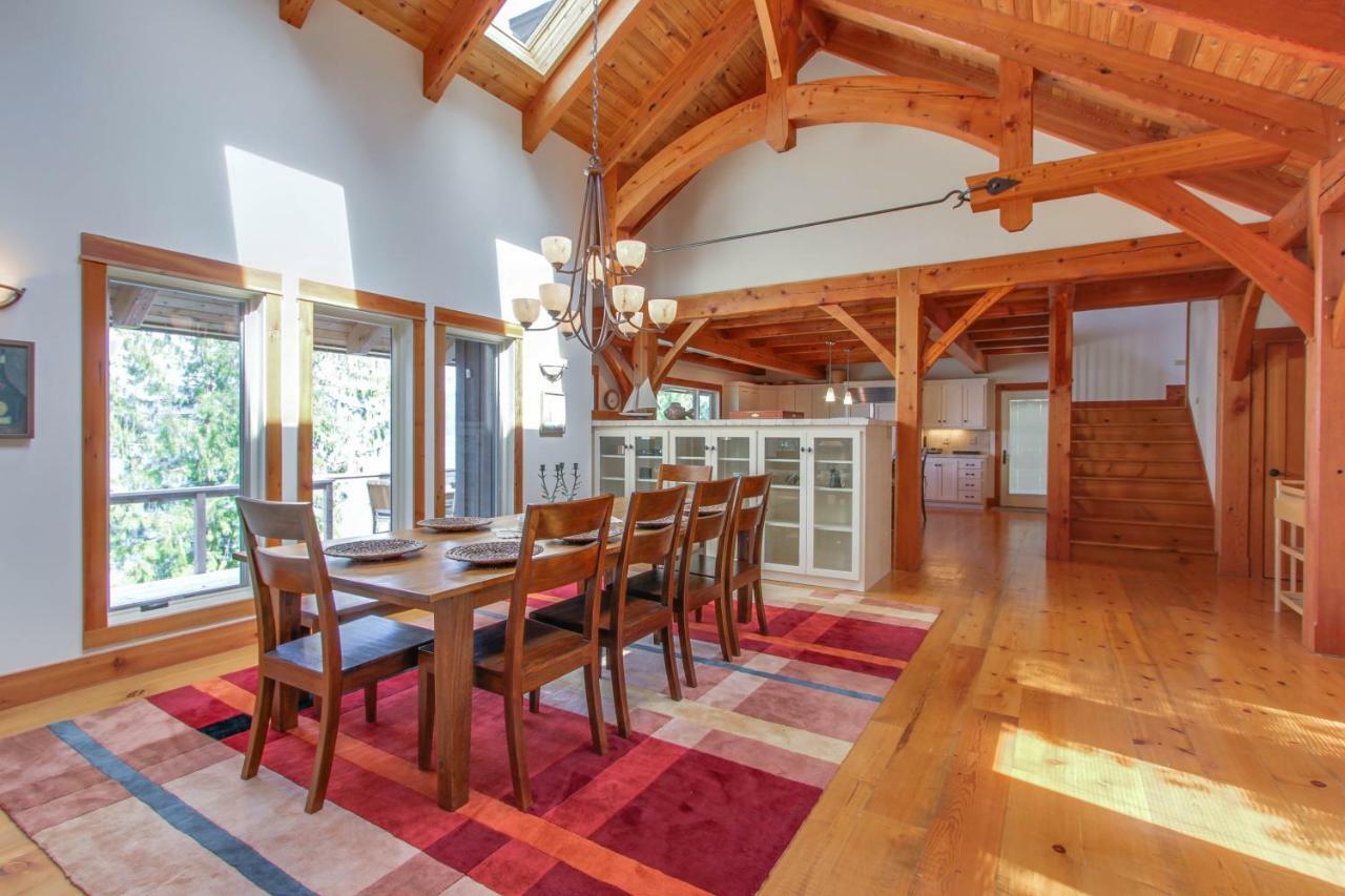 Bottle Bay Lakefront Lodge Sandpoint Esterno foto