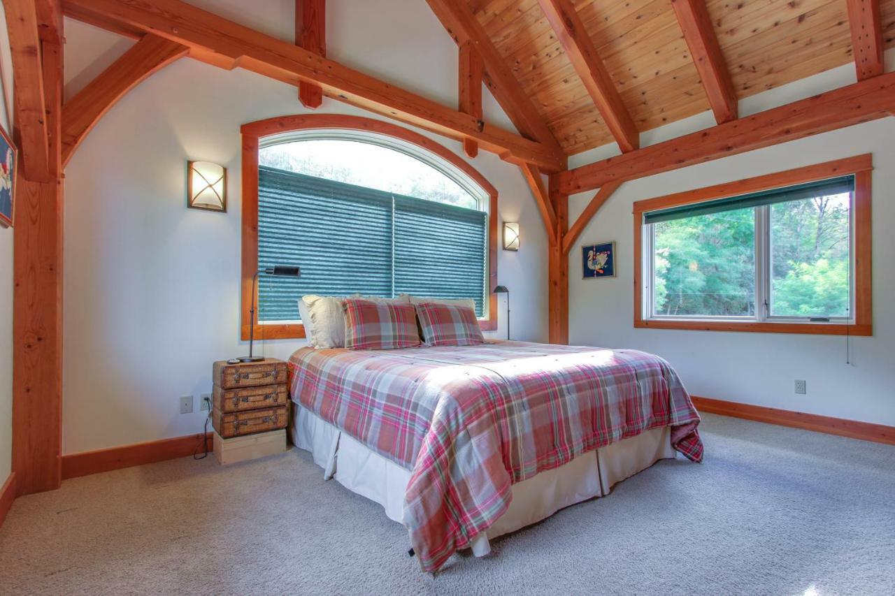 Bottle Bay Lakefront Lodge Sandpoint Esterno foto