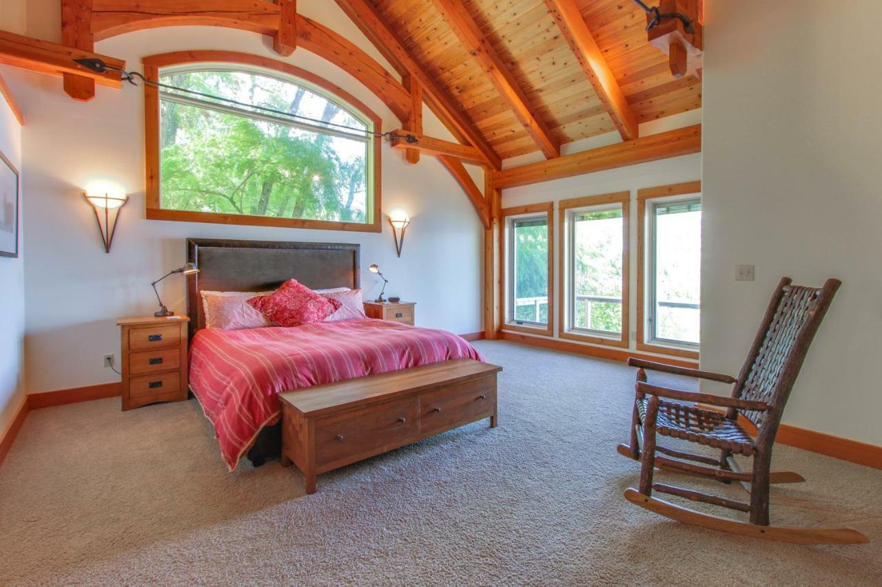 Bottle Bay Lakefront Lodge Sandpoint Esterno foto